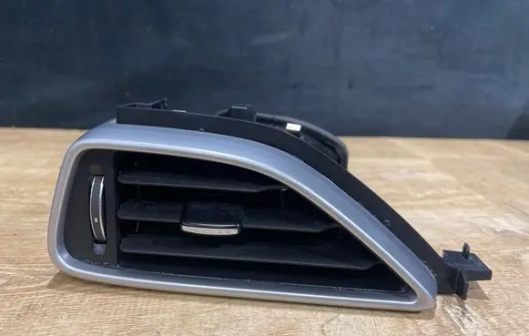 Jaguar F-Pace Dashboard air vent grill cover trim HX73018B09AE 09469