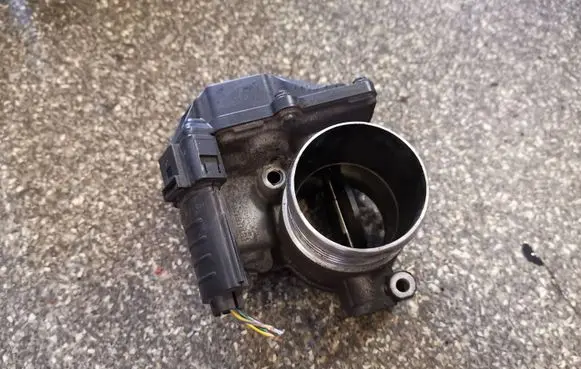 Ford Mondeo MK IV Throttle valve 9M5Q9E926AA