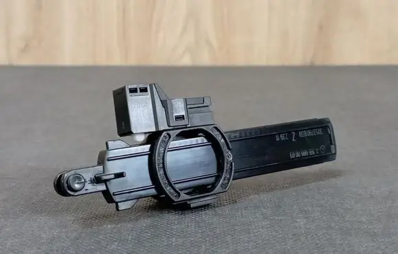 Mercedes-Benz B W246 W242 Glove box lock 1669880003 A1669880003