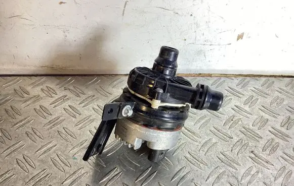 Mercedes-Benz GLC X253 C253 Electric auxiliary coolant/water pump A0005003800 A2535010920