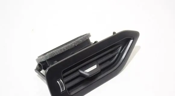 BMW X7 G07 Air vent grill in roof 7947728