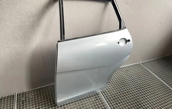 Rear door