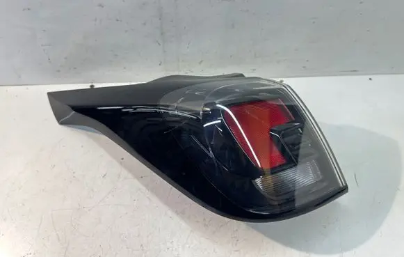 Opel Crossland X Rear/tail lights 39235951