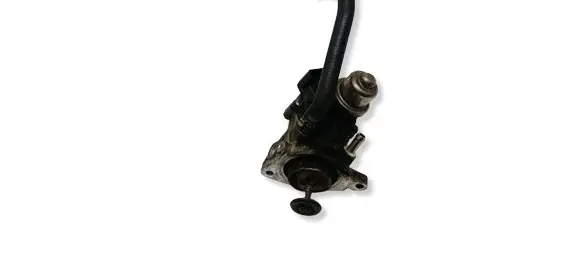 Toyota RAV 4 (XA50) EGR valve 8513132