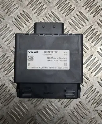 Audi A3 S3 8P Voltage converter/converter module 8K0959663 111002105 CDG001