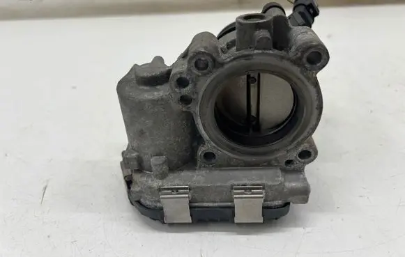 Porsche Panamera (971) Throttle valve 06M133062J