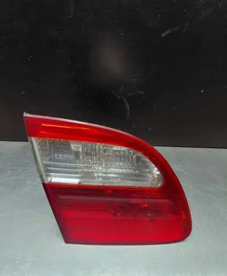 Tailgate rear/tail lights