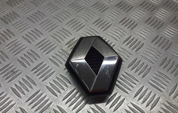 Renault Megane II Other badges/marks 8200115115