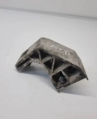 Mercedes-Benz C W205 Bracket in trunk/boot 