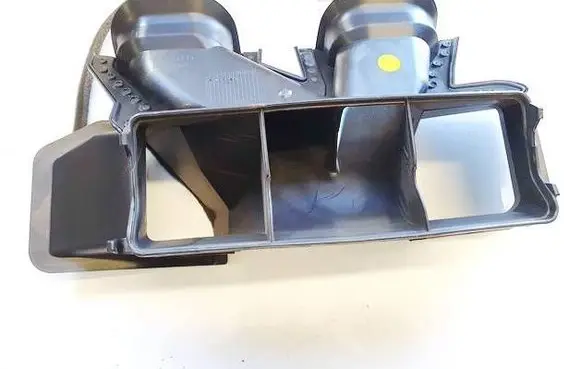Audi A3 S3 8P Cabin air duct channel 8P1819409