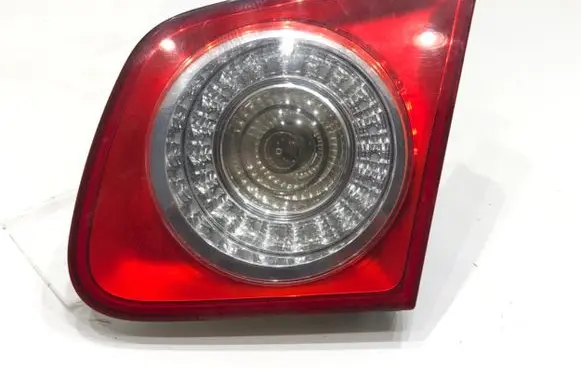 Volkswagen Jetta V Rear/tail lights 1K5945094