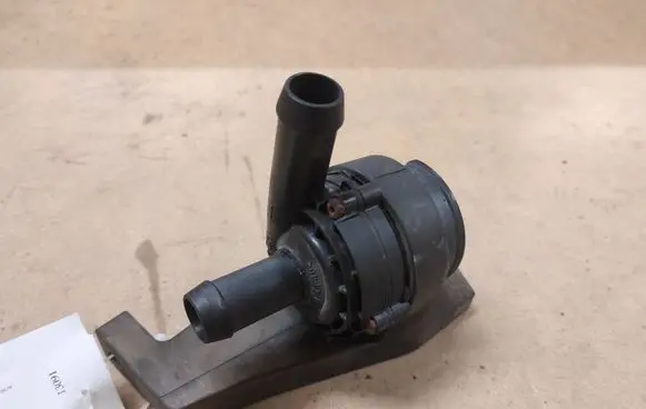 Jaguar S-Type Water pump 0392023011 4R8318D473AD