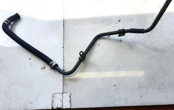 Mazda 626 Power steering hose/pipe/line
