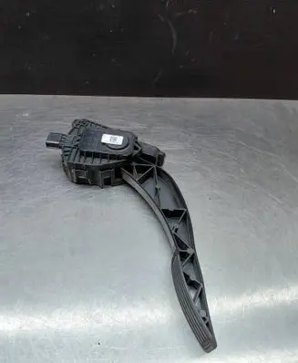 Ford S-MAX Accelerator throttle pedal 9F836 CT8UC