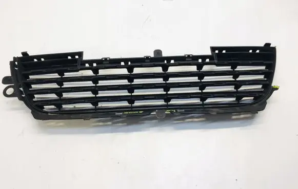 Peugeot 2008 I Front bumper lower grill