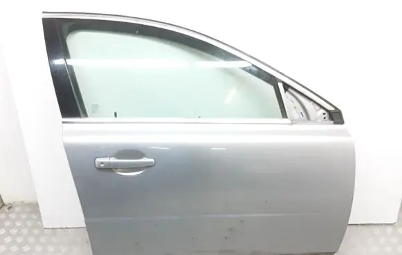 Volvo V70 Front door