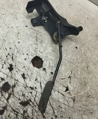 Toyota Yaris Accelerator throttle pedal 7801052021