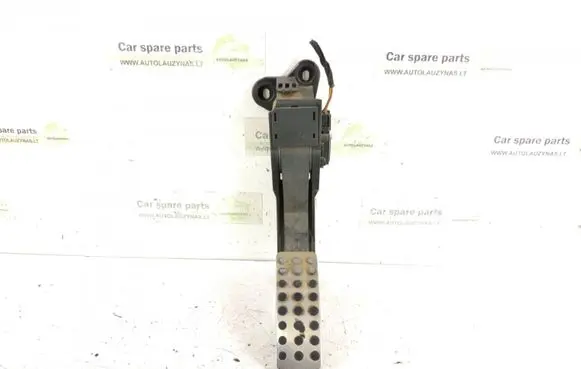 Mercedes-Benz R W251 Accelerator throttle pedal 1643000104 1643000004