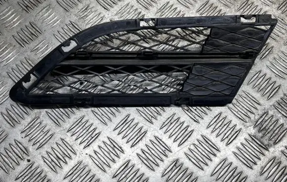 BMW 3 E90 E91 Front bumper lower grill 51117198902 15857711