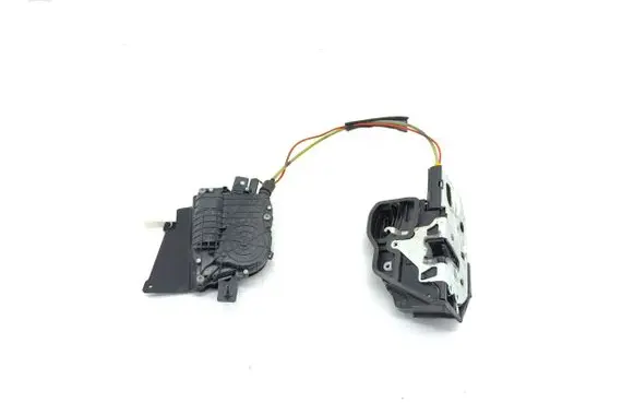 BMW 6 F06 Gran coupe Front door lock 7276315 512172761504 23310110