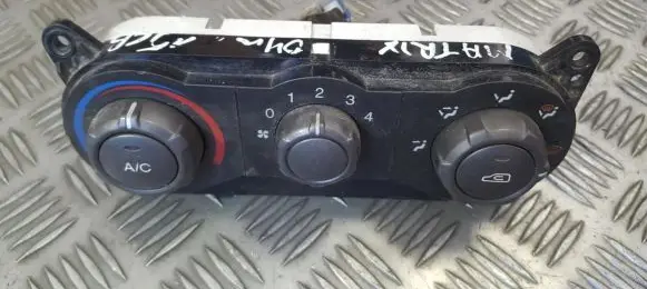 Hyundai Matrix Climate control unit 9725017XXX 97250-17XXX