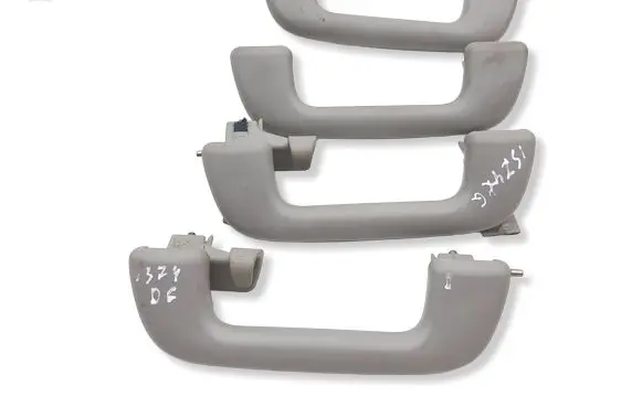 Toyota Corolla Verso AR10 A set of handles for the ceiling