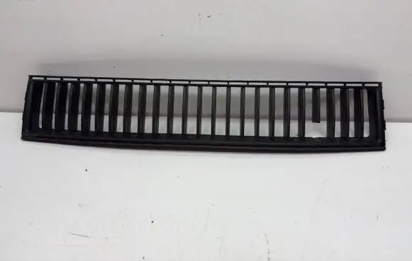Skoda Fabia Mk1 (6Y) Front bumper lower grill