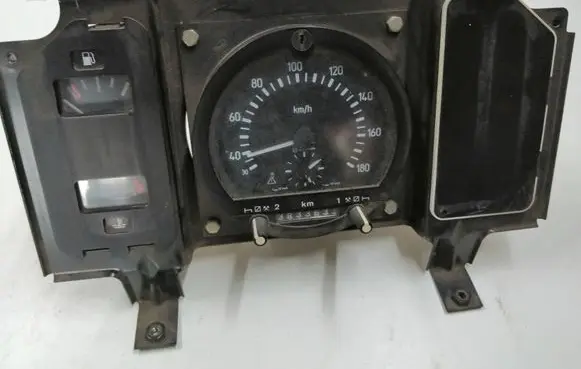 Ford Transit Speedometer (instrument cluster) 92VB17A266BA