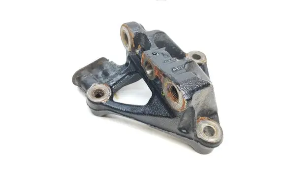 Toyota Yaris XP210 Engine mounting bracket 8675SA