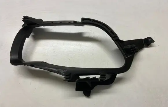 Jeep Cherokee Headlight/headlamp mounting bracket 6002TN0023