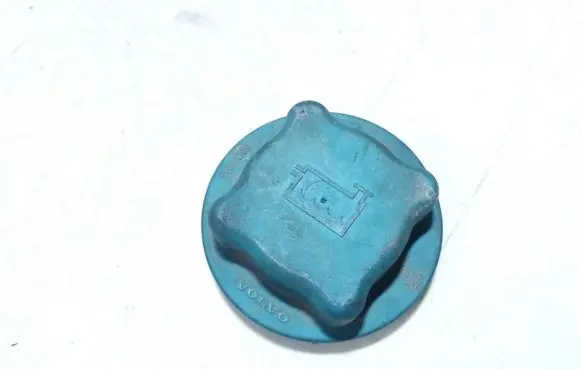Volvo S80 Coolant expansion tank/reservoir cap 9445462