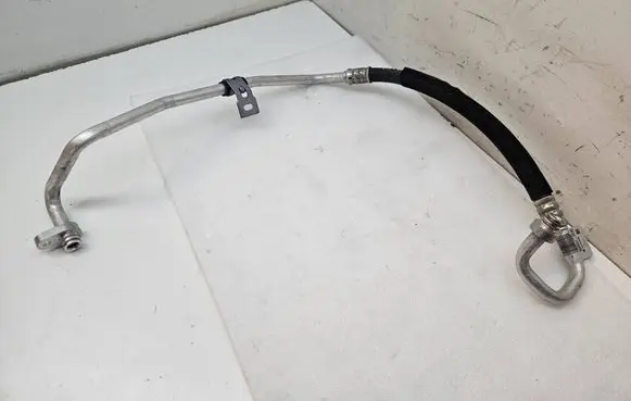 Peugeot 5008 II Air conditioning (A/C) pipe/hose 9840709880