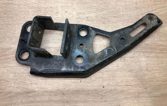 Audi A6 S6 C6 4F Radiator support slam panel bracket 4F0805500