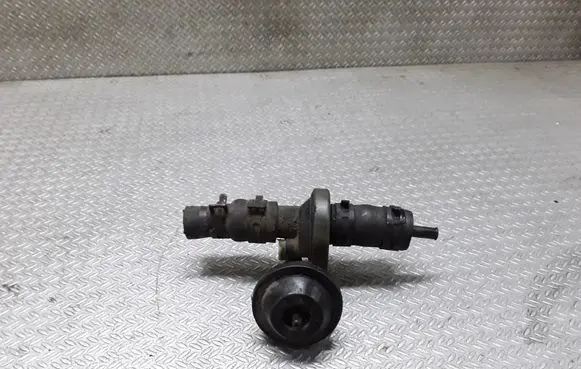 Volkswagen PASSAT B5 Coolant heater control valve 4A0819809