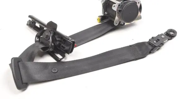 Volvo V40 Front seatbelt 31390454