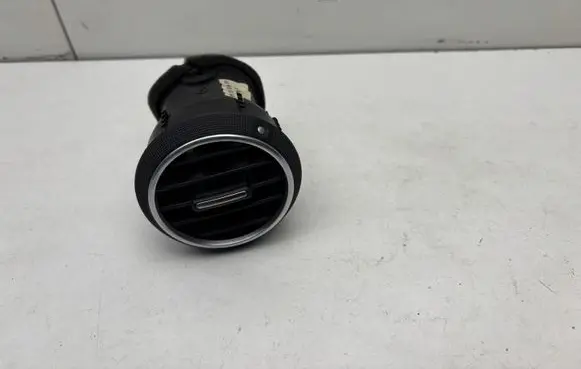 Dashboard side air vent grill/cover trim