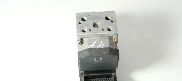 Audi A4 S4 B5 8D ABS Pump 8E0614111H