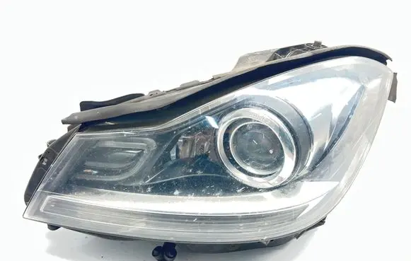 Mercedes-Benz C W204 Headlight/headlamp A2048204539