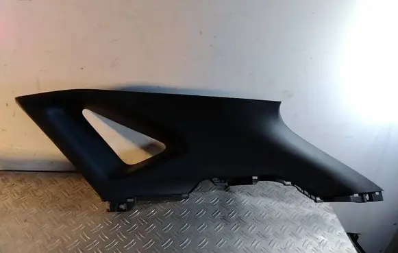 Lexus NX (D)pillar trim (top) 6247078010