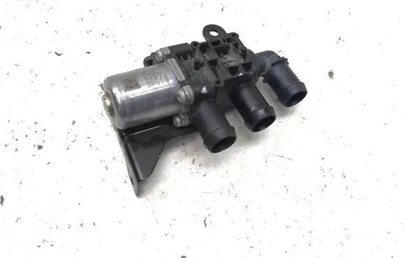 BMW X1 U11 Coolant heater control valve 5A1C977