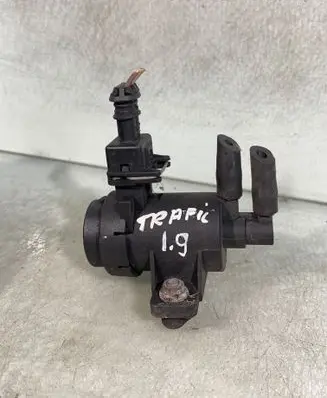 Renault Trafic II (X83) Turbo solenoid valve 7700113071