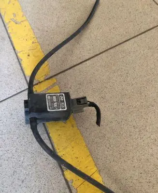 Hyundai Santa Fe Windscreen/windshield washer pump 985103E000