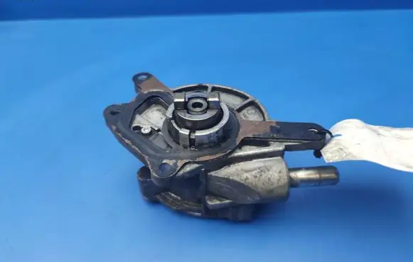 Mercedes-Benz S W221 Vacuum pump A6422300165