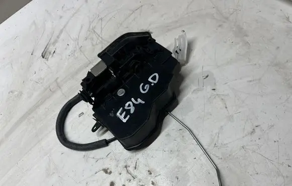 BMW X1 E84 Rear door lock 7229460