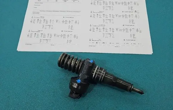 Volkswagen PASSAT B5.5 Fuel injector 0414720216 IMPRK1565683