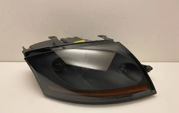 Audi TT Mk1 Headlight/headlamp 8N0941004BE 0301164208