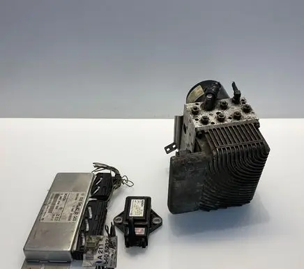 Mercedes-Benz E W211 ABS Pump A0054319612 0265250110 0054319612