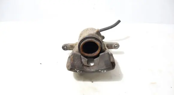 Suzuki SX4 Front brake caliper
