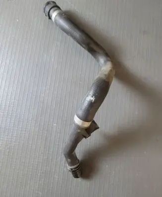 Volvo XC60 Engine coolant pipe/hose