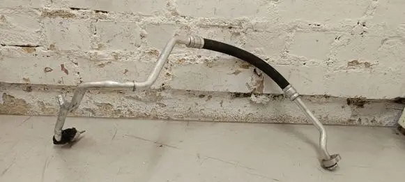 Audi A3 8Y Air conditioning (A/C) pipe/hose 5Q0816743D